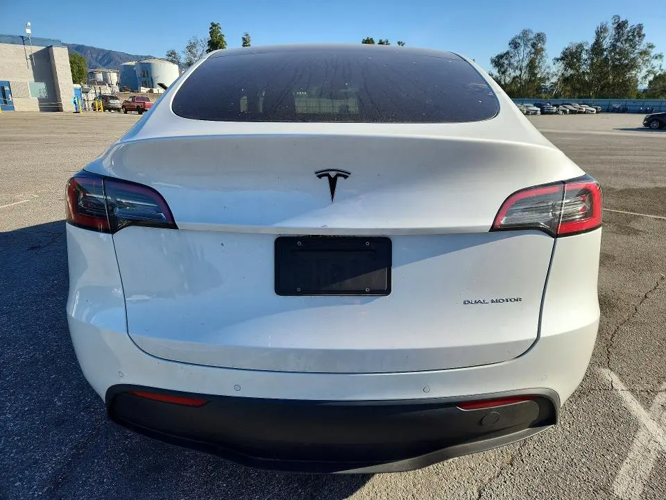 2022 TESLA MODEL Y   