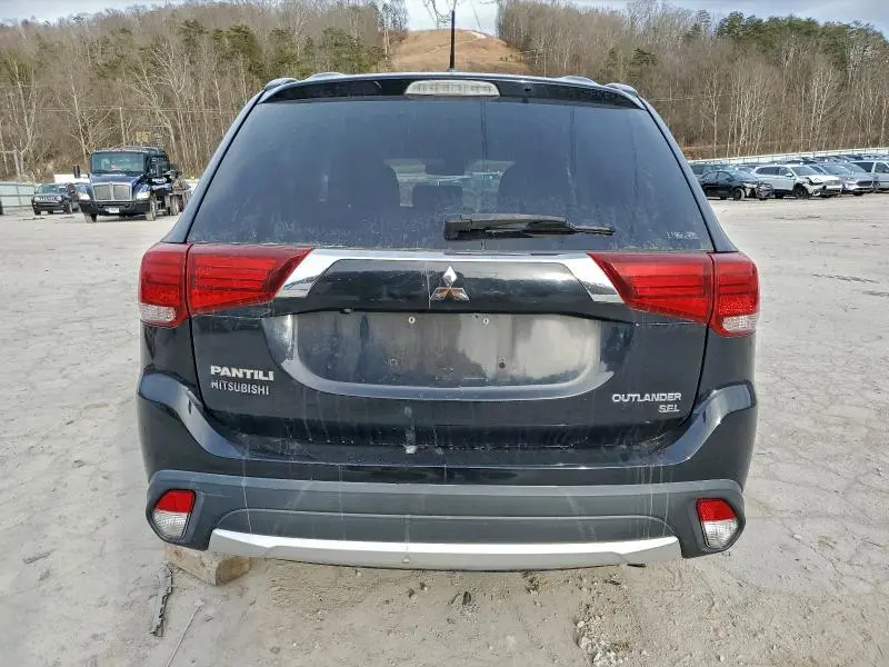 2016 MITSUBISHI OUTLANDER SE  