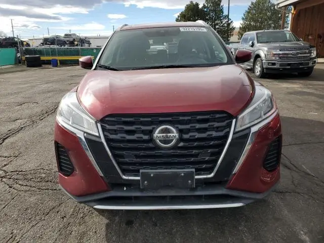 2021 NISSAN KICKS SV  