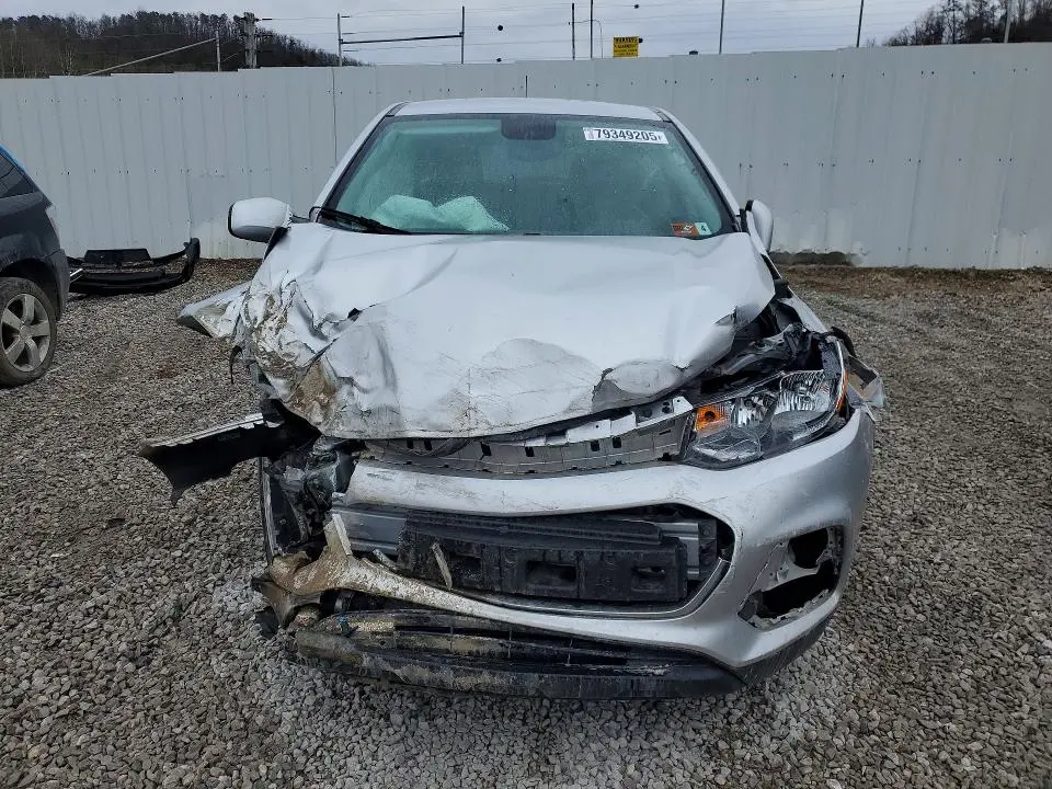 2021 CHEVROLET TRAX LS  