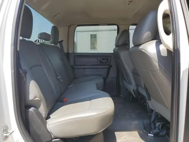 2016 RAM 2500 ST  