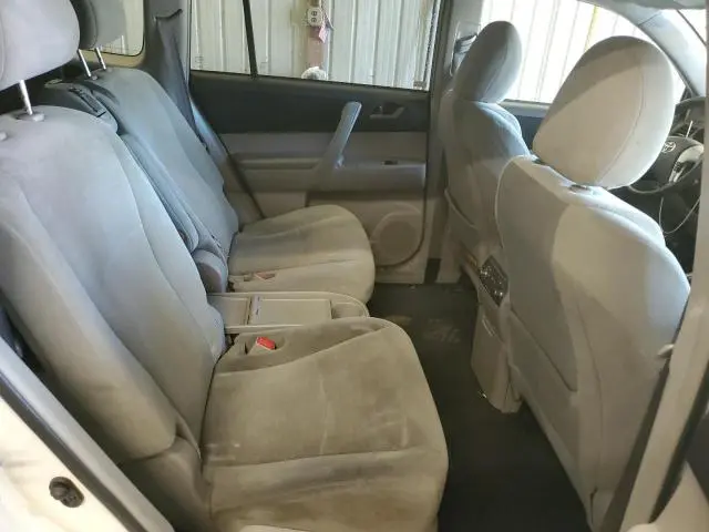 2011 TOYOTA HIGHLANDER BASE  