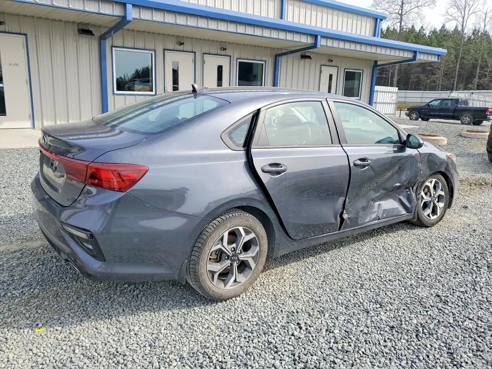 2021 KIA FORTE LXS  