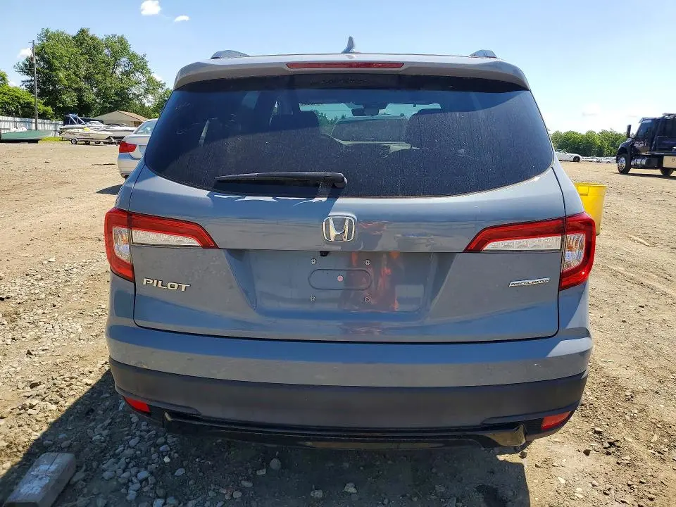 2022 HONDA PILOT SE  