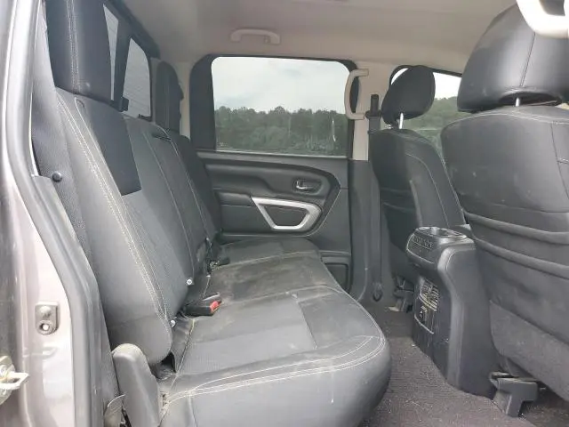 2018 NISSAN TITAN SV  