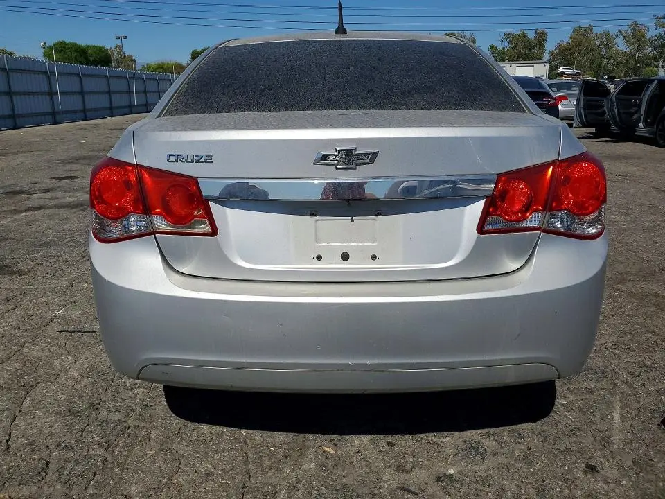 2014 CHEVROLET CRUZE LS  