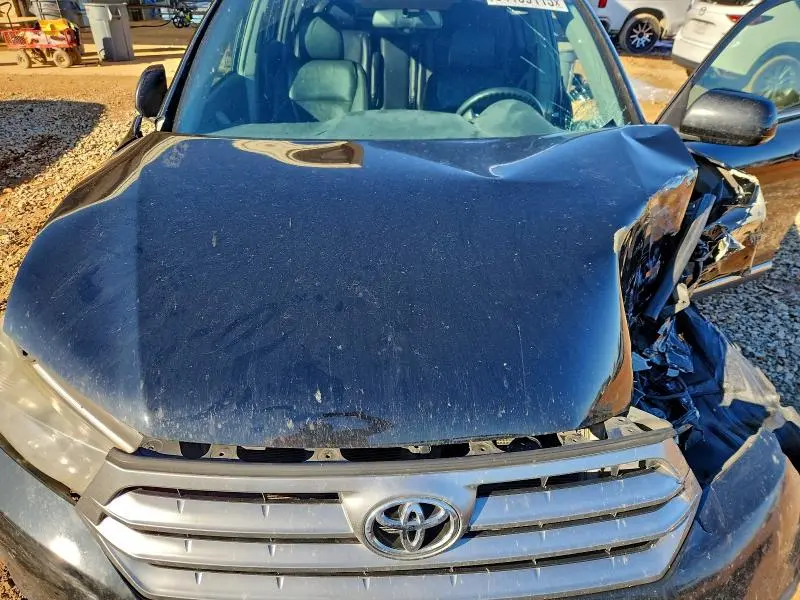 2013 TOYOTA HIGHLANDER BASE  