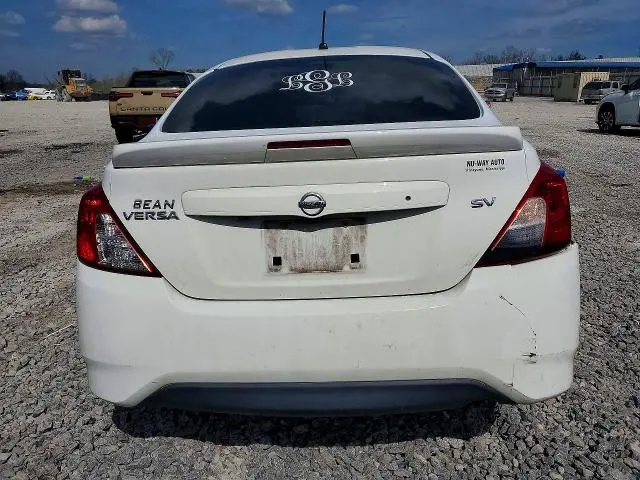 2019 NISSAN VERSA SV  
