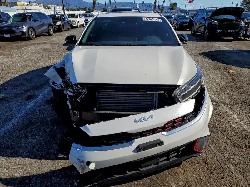 2023 KIA FORTE GT  