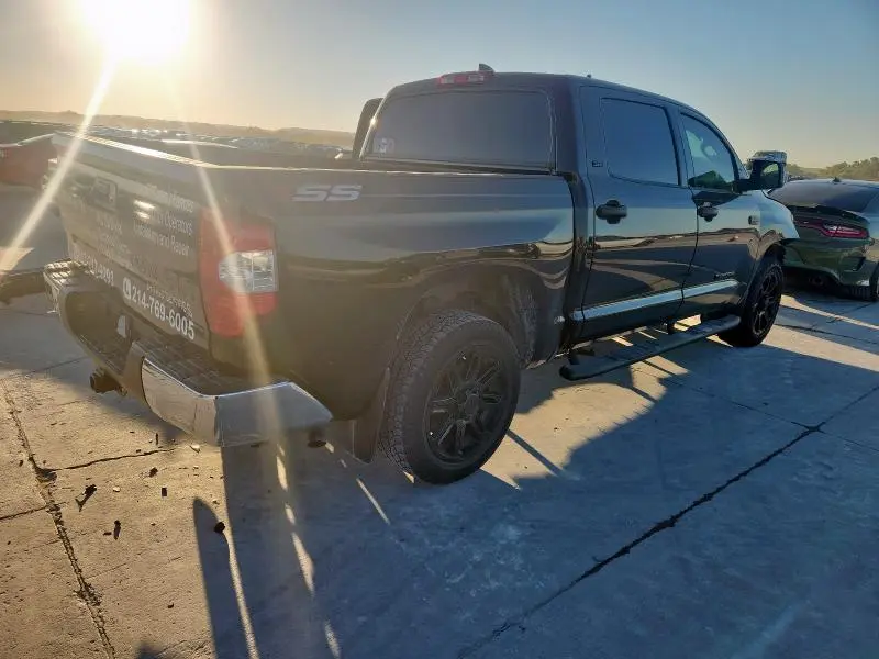 2020 TOYOTA TUNDRA CREWMAX SR5  