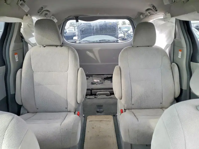 2019 TOYOTA SIENNA L 7-PASSENGER  