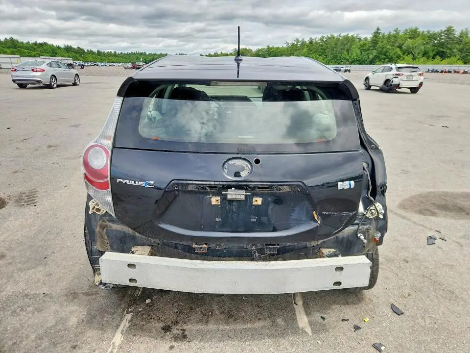 2013 TOYOTA PRIUS C TWO  
