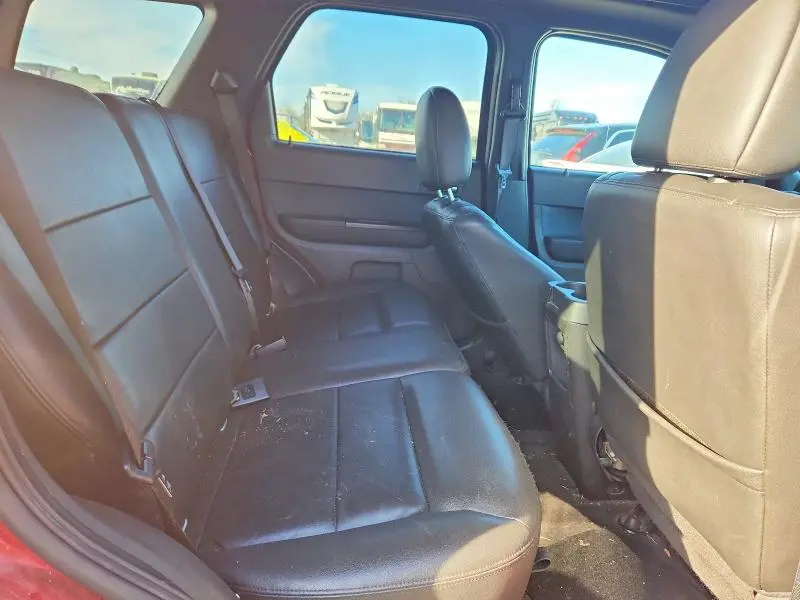 2010 FORD ESCAPE LIMITED  