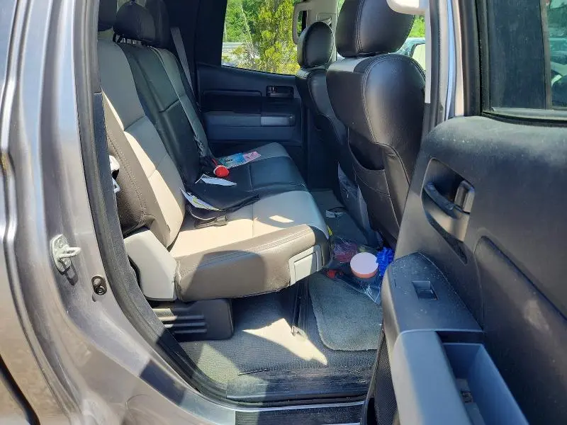 2010 TOYOTA TUNDRA DOUBLE CAB SR5  