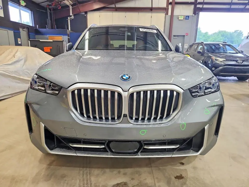 2026 BMW X5 XDRIVE50E  