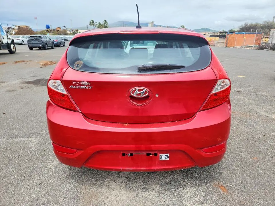 2013 HYUNDAI ACCENT SE  