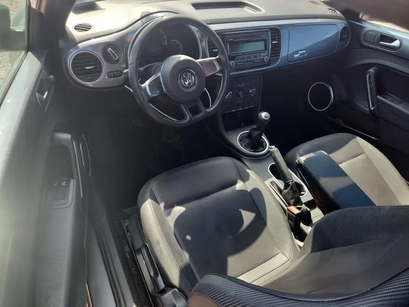 2013 VOLKSWAGEN BEETLE   