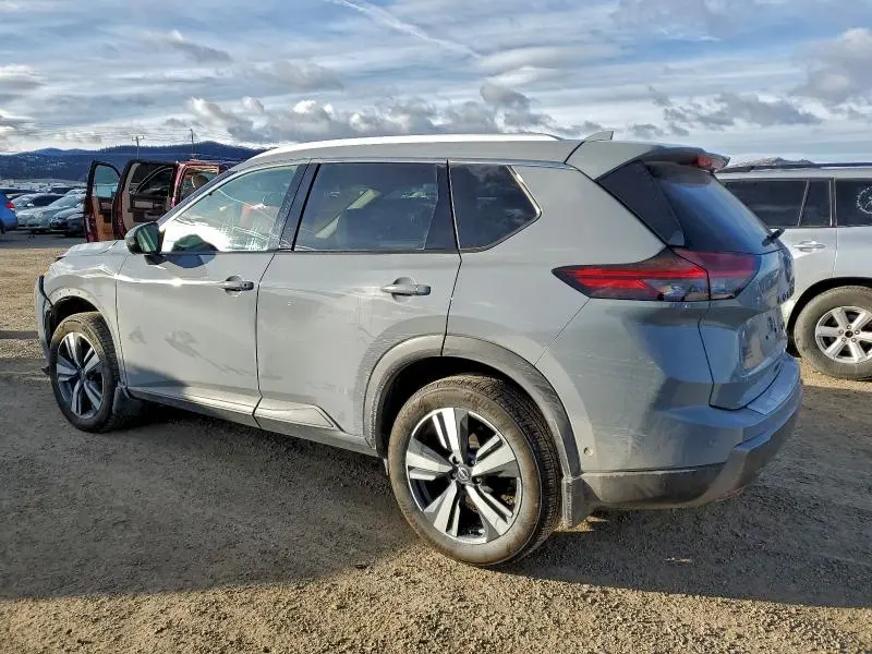 2024 NISSAN ROGUE SL  