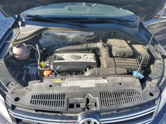 2016 VOLKSWAGEN TIGUAN S  