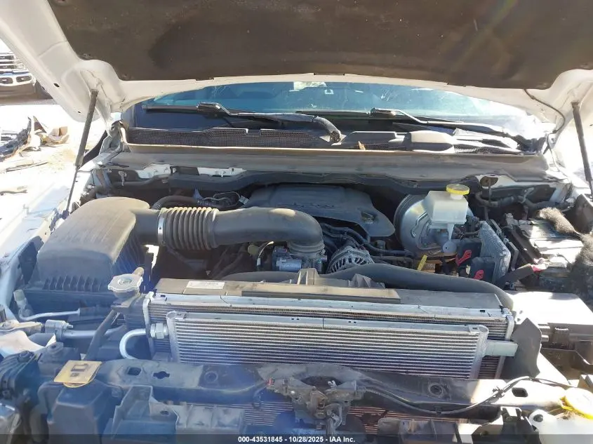 2020 RAM 1500 LARAMIE  4X4 5'7 BOX