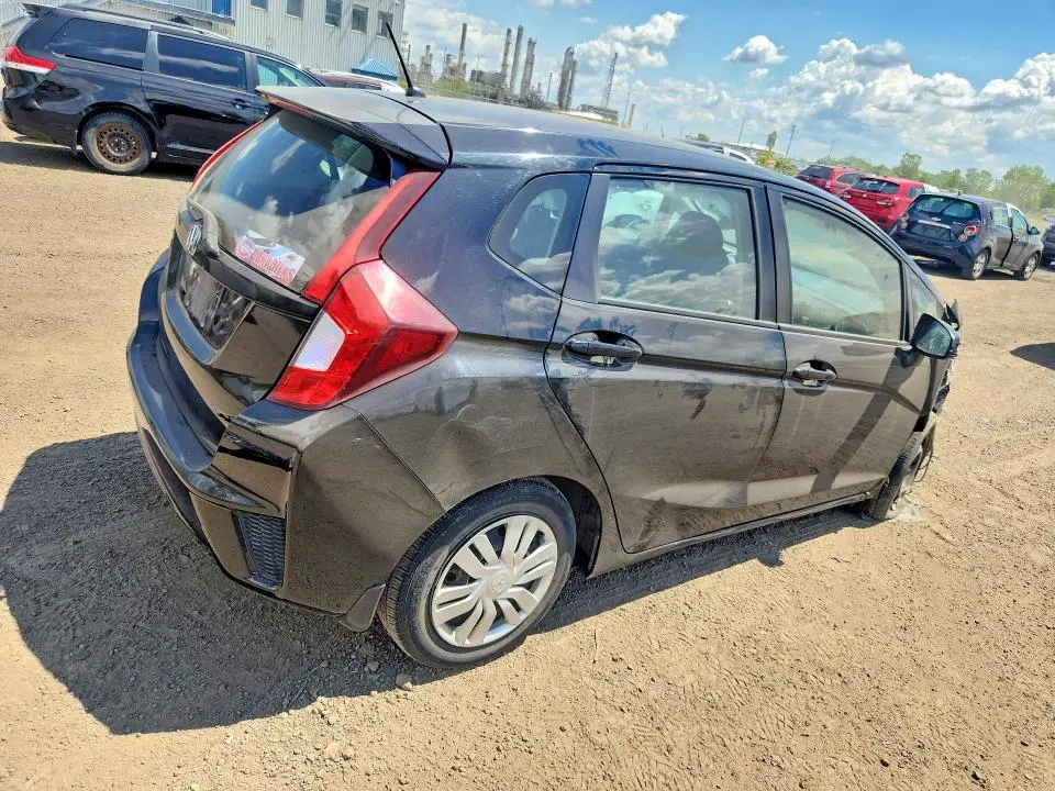 2015 HONDA FIT LX  