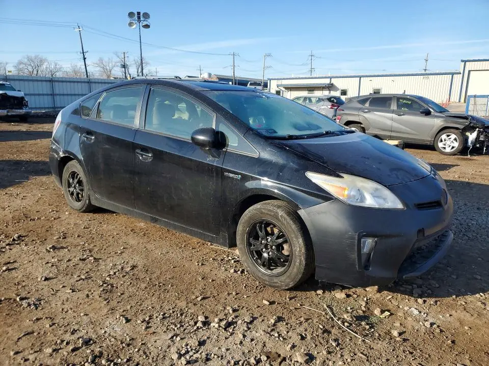 2015 TOYOTA PRIUS TWO  