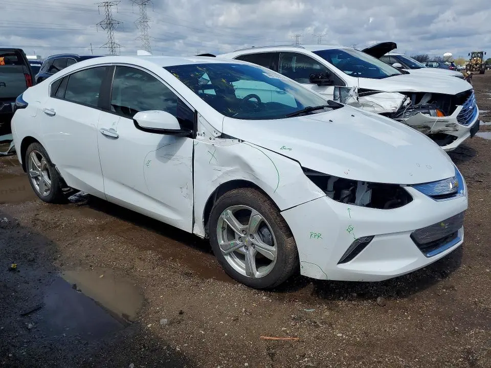 2017 CHEVROLET VOLT LT  