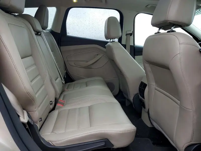 2017 FORD ESCAPE TITANIUM  