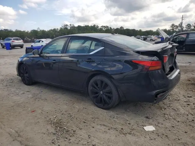 2022 NISSAN ALTIMA SR  