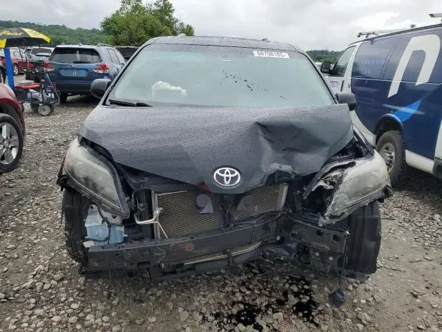 2015 TOYOTA SIENNA SPORT  
