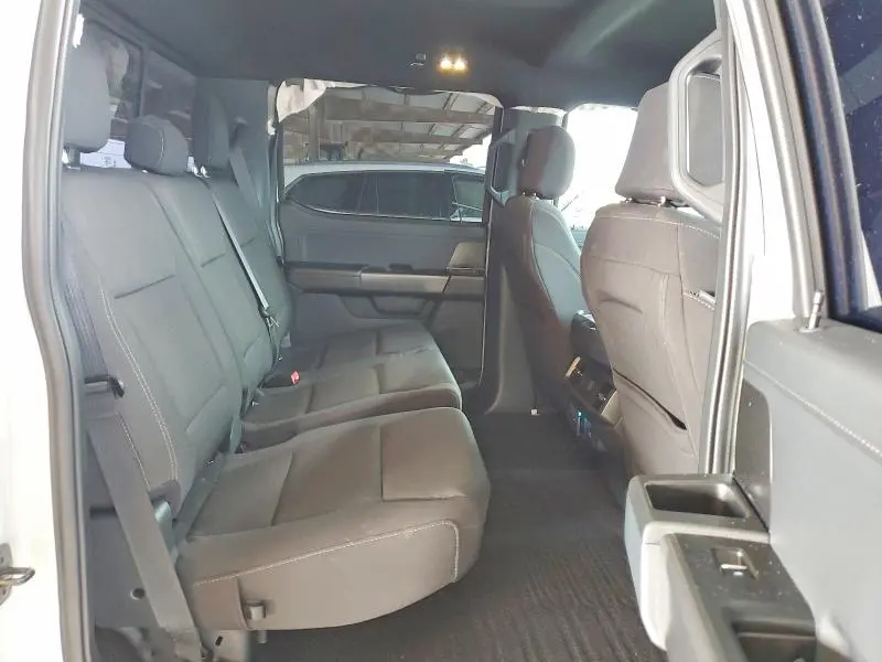 2024 FORD F150 XLT  
