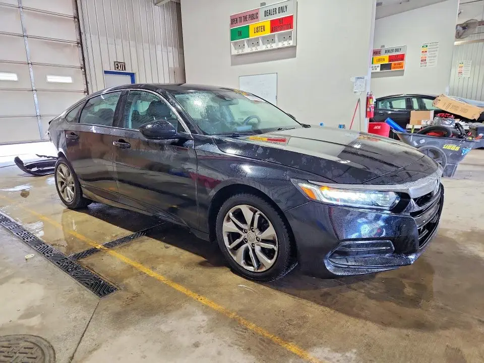 2018 HONDA ACCORD LX  