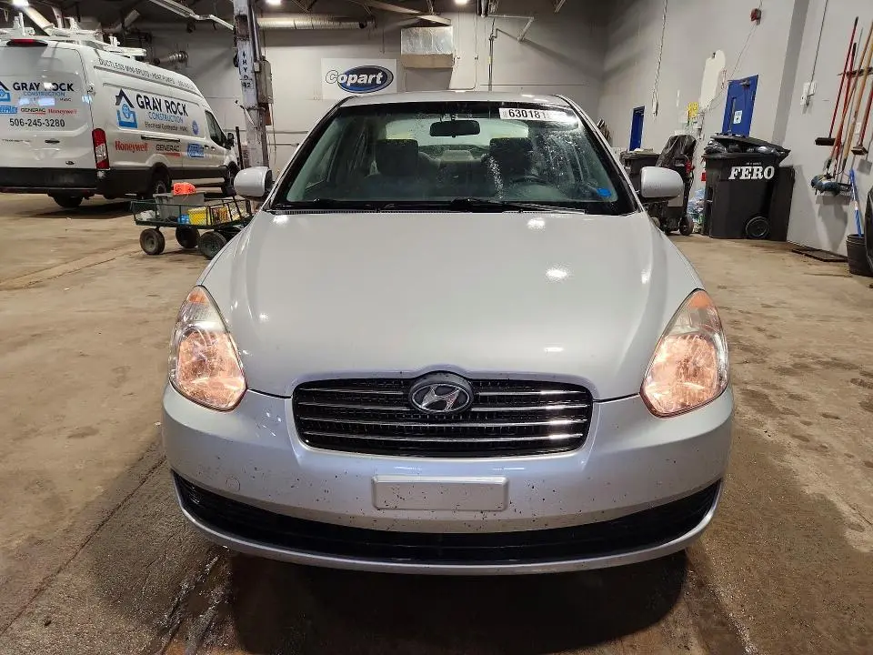 2010 HYUNDAI ACCENT GLS  
