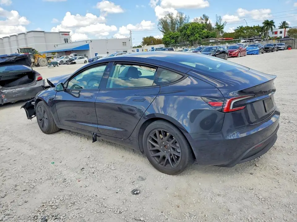 2024 TESLA MODEL 3   