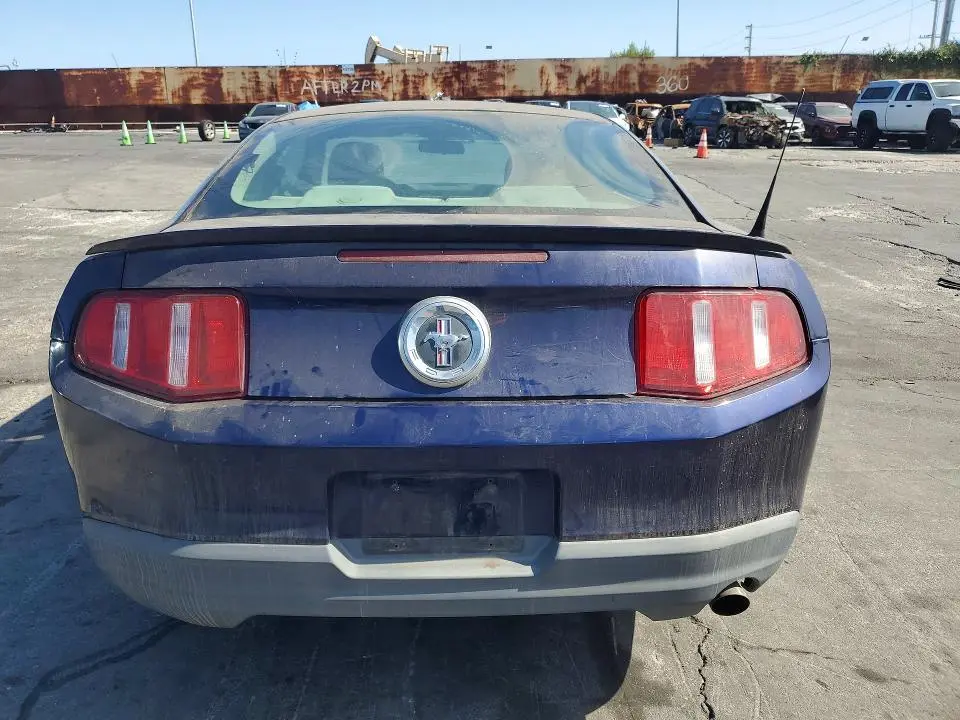 2010 FORD MUSTANG   