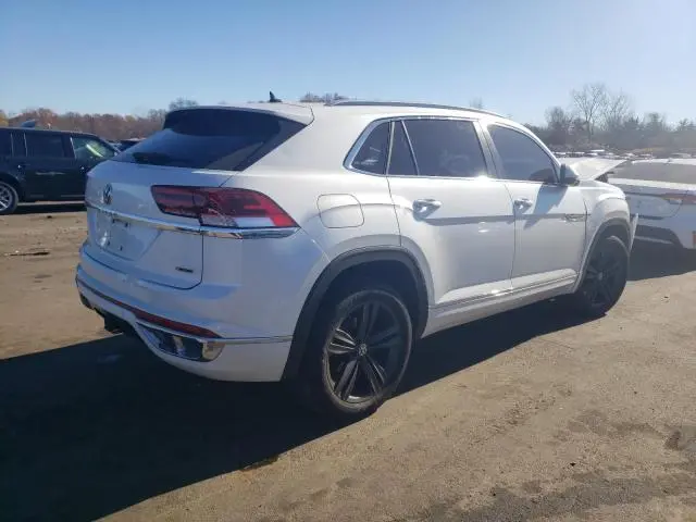 2022 VOLKSWAGEN ATLAS CROSS SPORT SEL R-LINE  