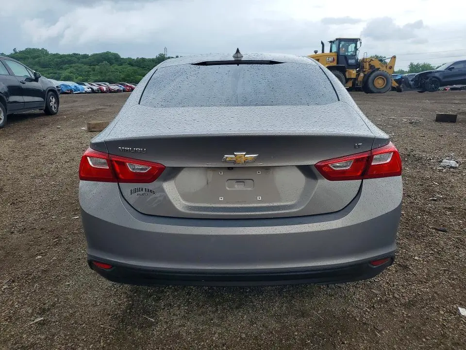 2017 CHEVROLET MALIBU LT  