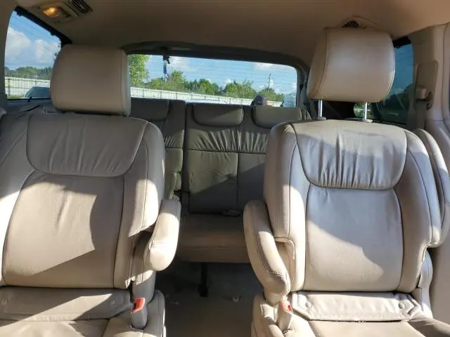 2010 TOYOTA SIENNA XLE  