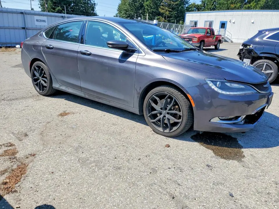 2015 CHRYSLER 200 C  
