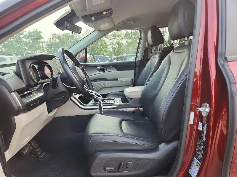 2022 KIA CARNIVAL LX  