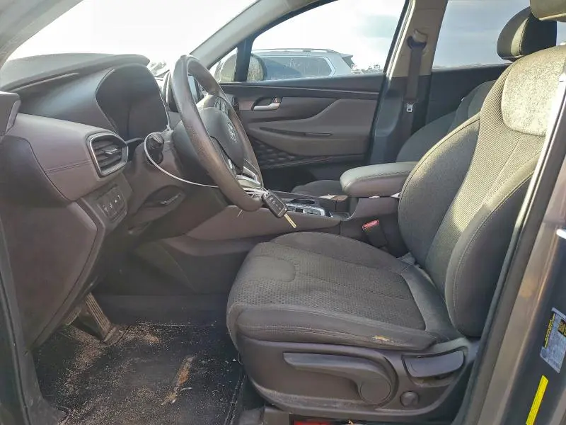 2019 HYUNDAI SANTA FE SE  