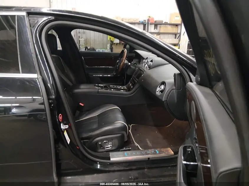 2013 JAGUAR XJ XJL PORTFOLIO