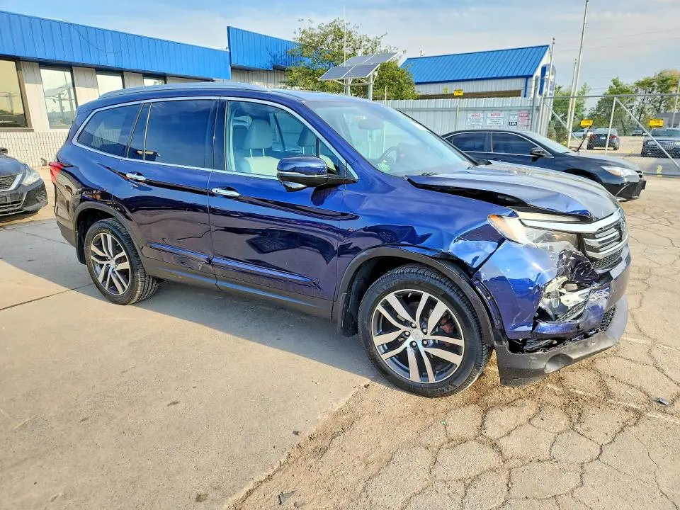2016 HONDA PILOT TOURING  
