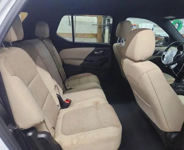 2022 CHEVROLET TRAVERSE LS  