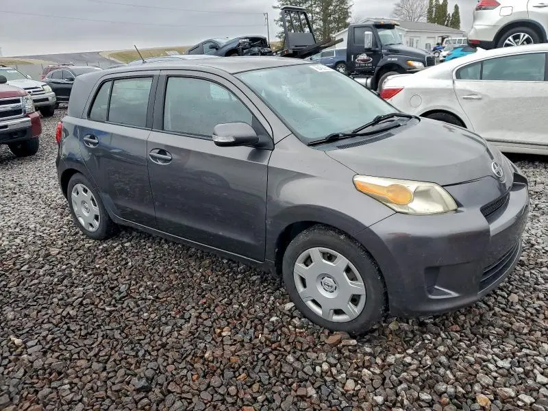 2010 TOYOTA SCION XD   