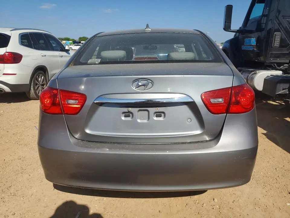 2010 HYUNDAI ELANTRA GLS  
