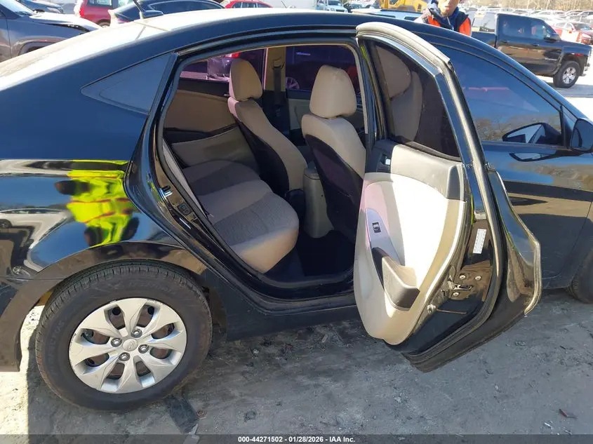 2016 HYUNDAI ACCENT SE