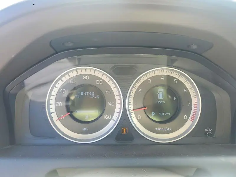 2011 VOLVO XC60 3.2  