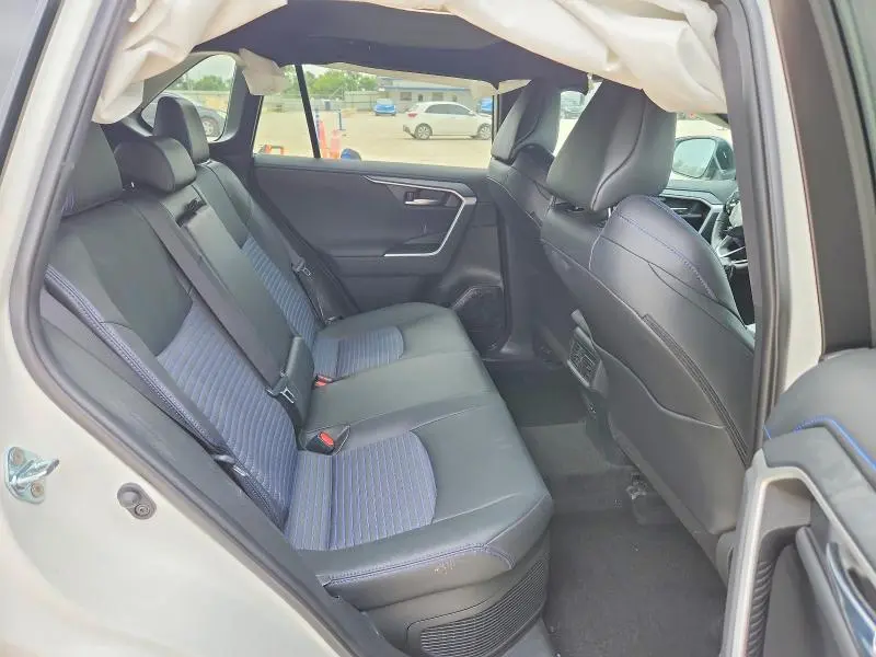 2024 TOYOTA RAV4 XSE  