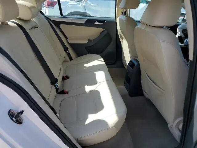 2012 VOLKSWAGEN JETTA TDI  